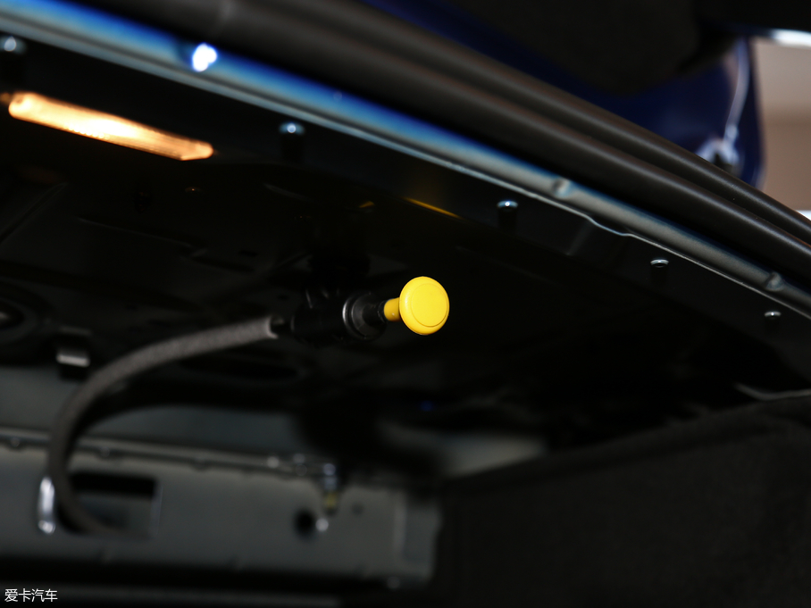 2018ݱXEL 2.0T 200PS װl