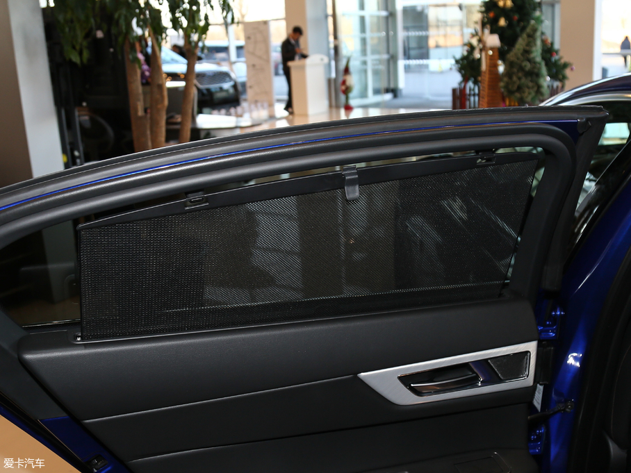 2018ݱXEL 2.0T 200PS װl