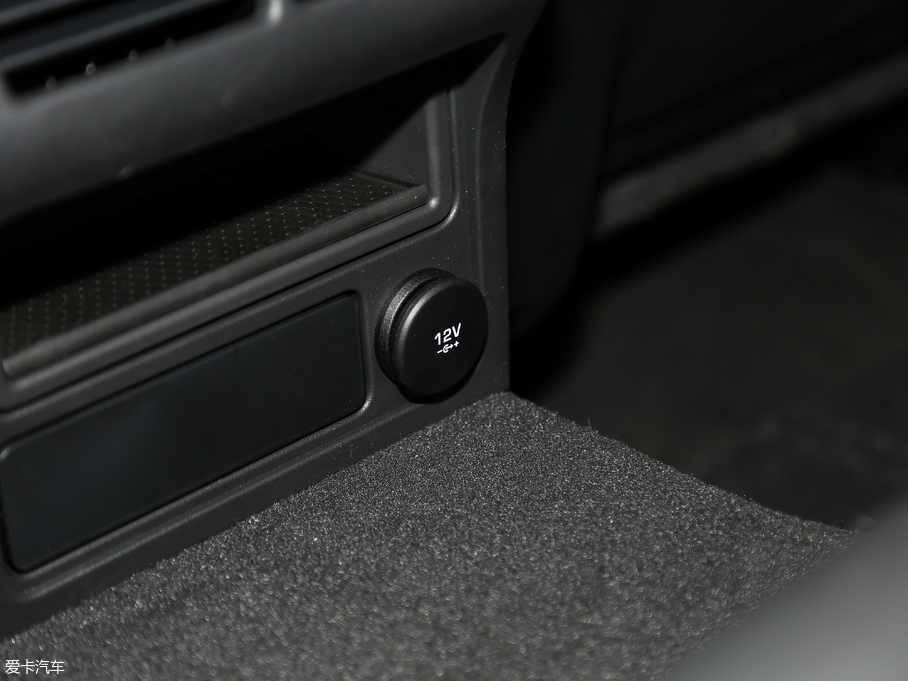 2018ݱXEL 2.0T 200PS װl(f)