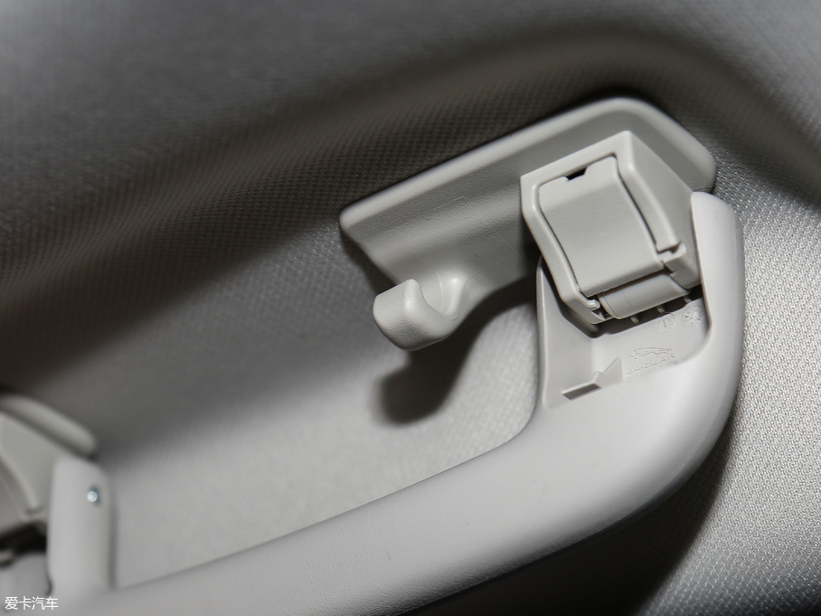 2018ݱXEL 2.0T 200PS װl(f)