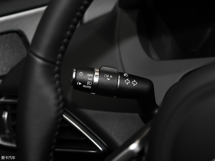 2018ݱXEL 2.0T 200PS װl