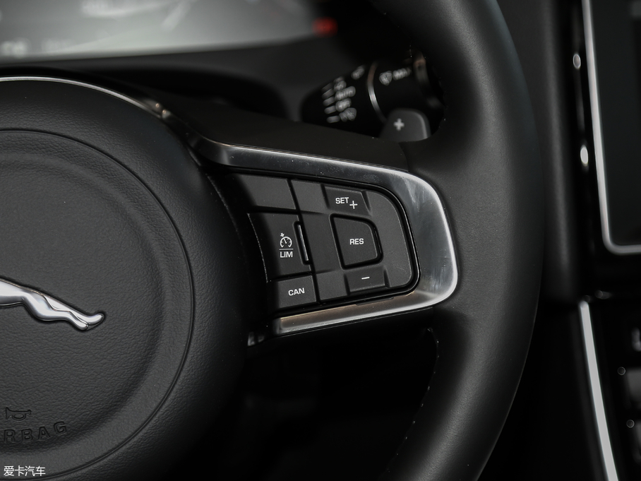 2018ݱXEL 2.0T 200PS װl