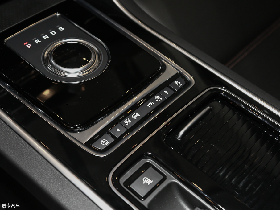 2018ݱXEL 2.0T 200PS װl(f)