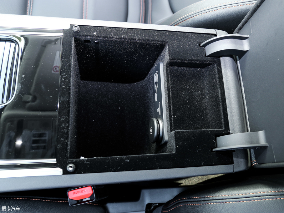 2018ݱXEL 2.0T 200PS LOVE۰