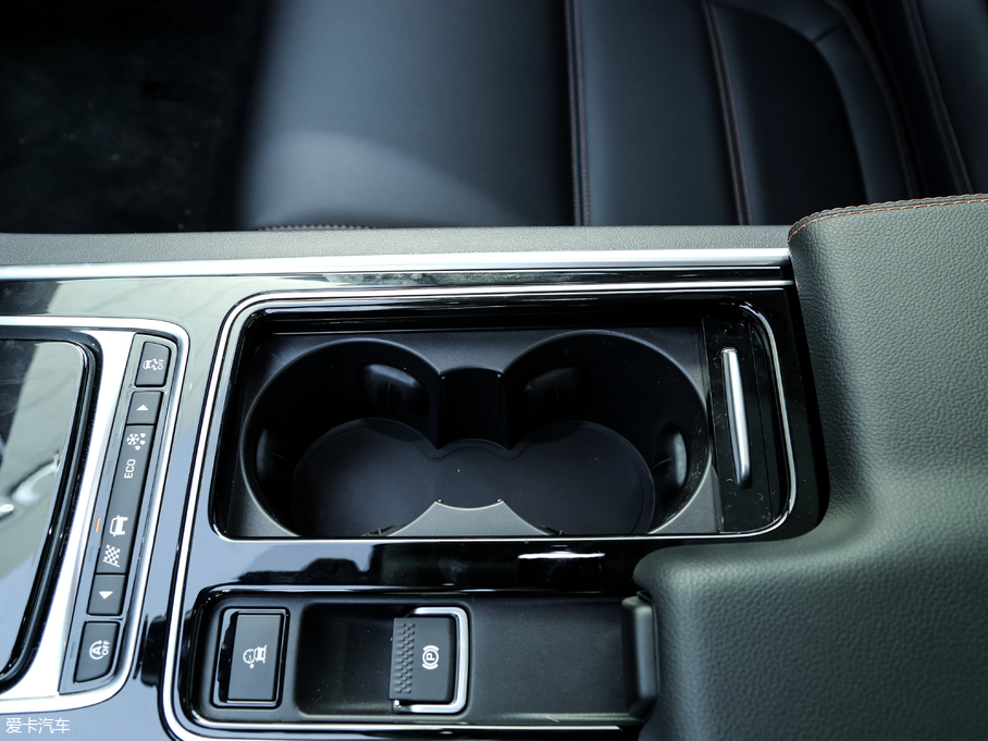 2018��ݱ�XEL 2.0T 200PS LOVE���۰�