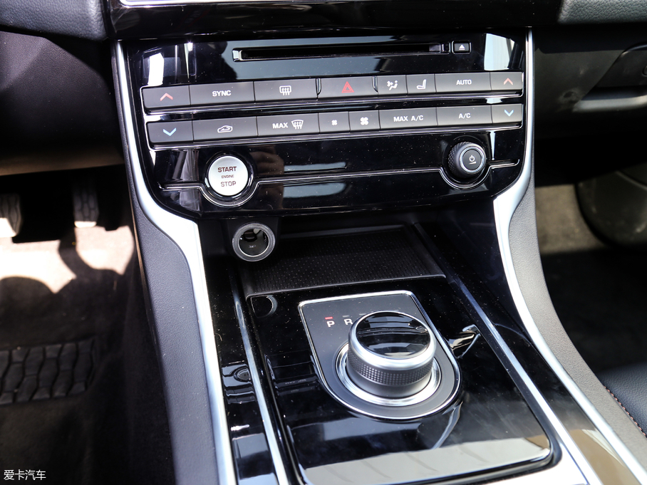 2018ݱXEL 2.0T 200PS LOVE۰