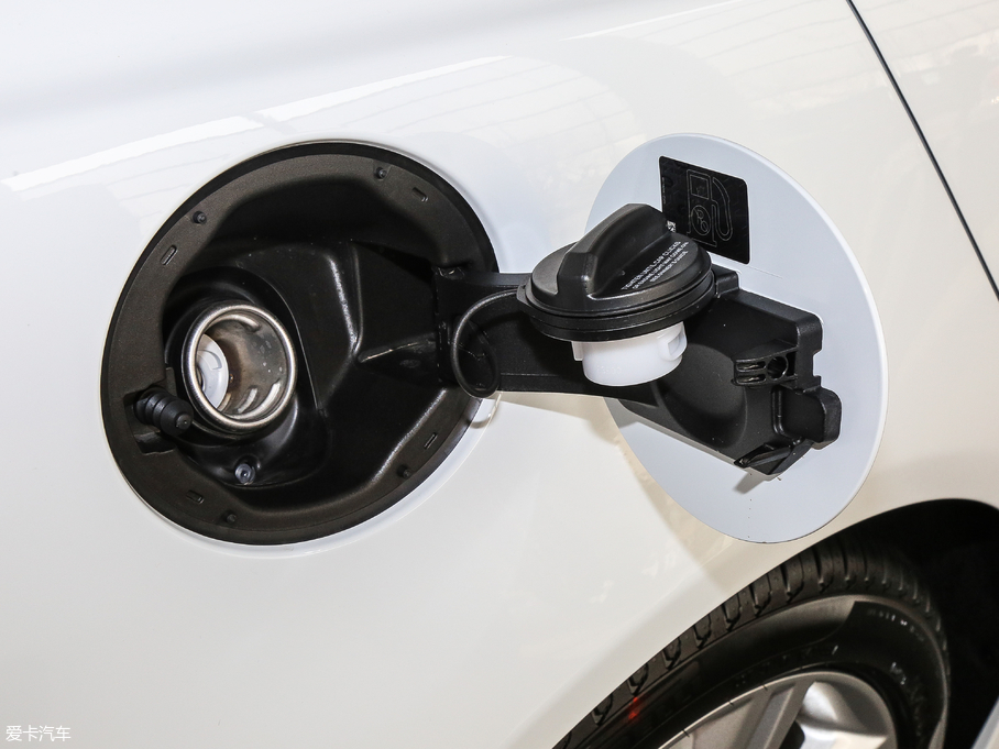 2018ݱXEL 2.0T 200PS 