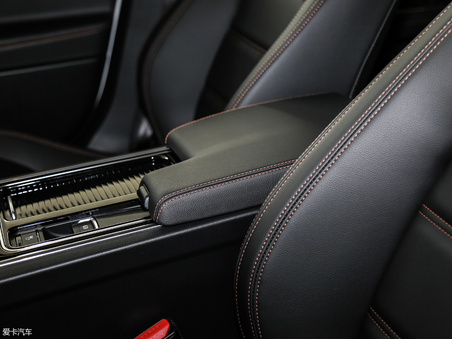 2018ݱXEL 2.0T 200PS 
