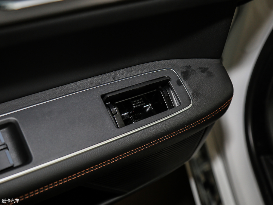 2018ݱXEL 2.0T 200PS 