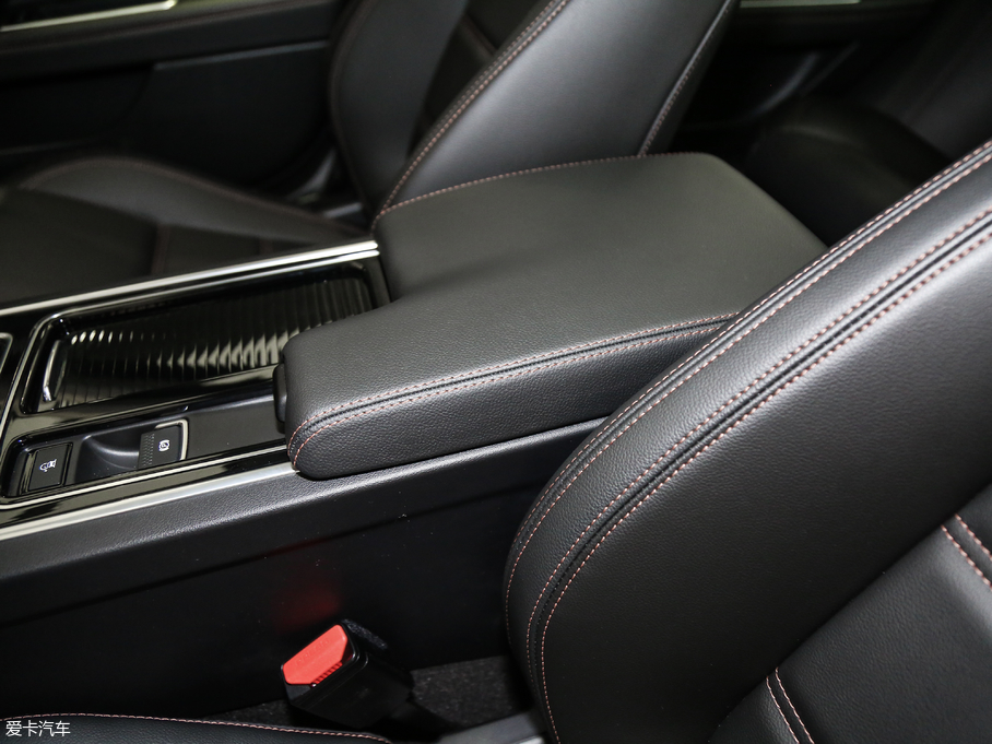 2018ݱXEL 2.0T 200PS 