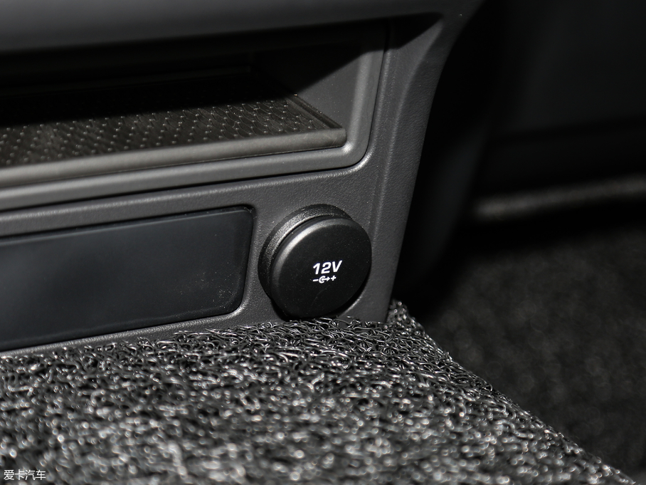 2018��ݱ�XEL 2.0T 200PS ��Ӣ��