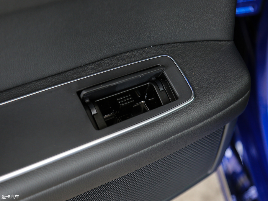 2018��ݱ�XEL 2.0T 200PS ��Ӣ��