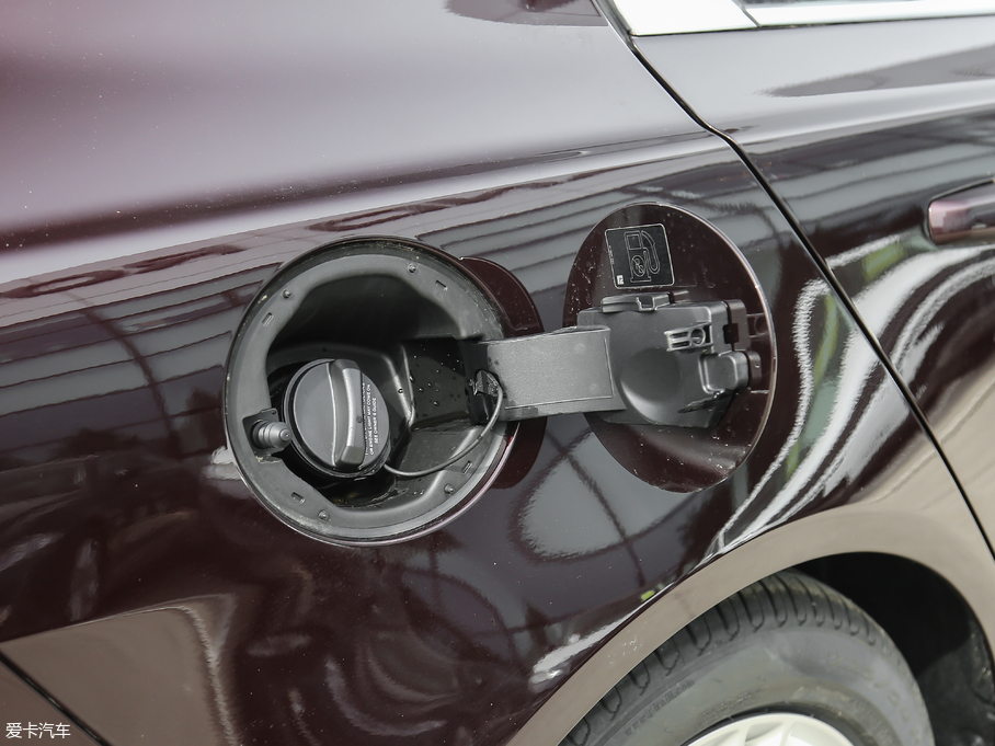 2018ݱXEL 2.0T 200PS A