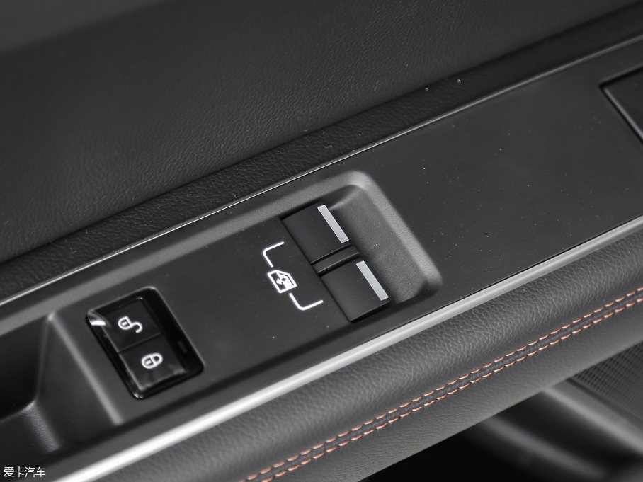 2018ݱXEL 2.0T 200PS A