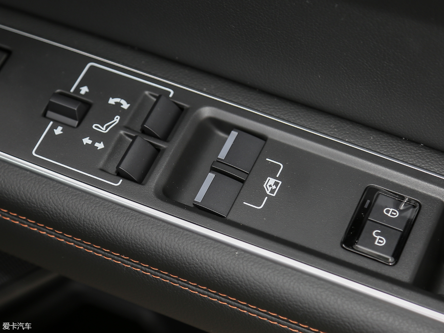 2018ݱXEL 2.0T 200PS A