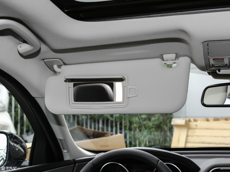 2018ݱXEL 2.0T 200PS A