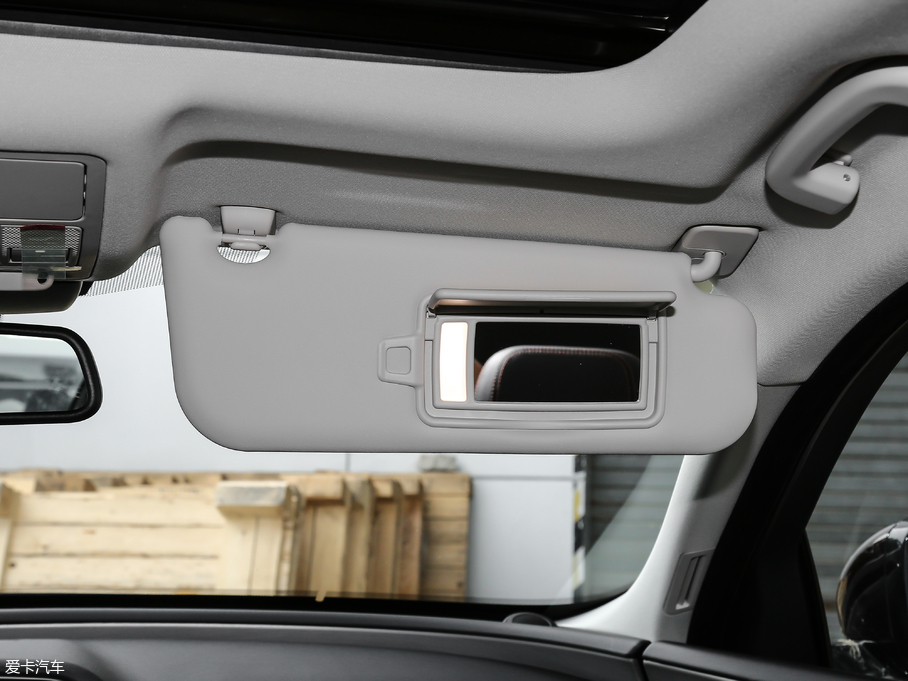 2018ݱXEL 2.0T 200PS A