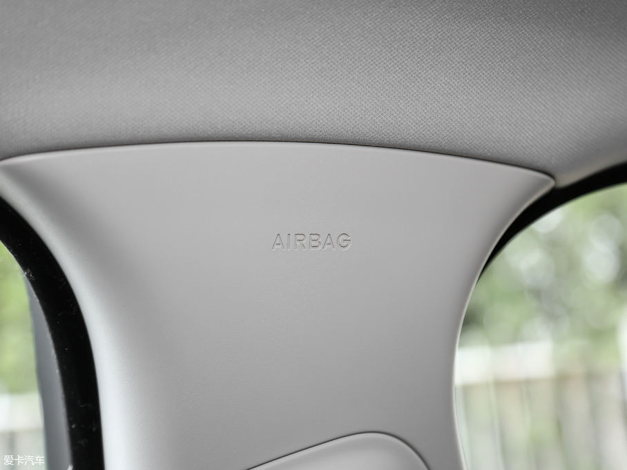 2018ݱXEL 2.0T 200PS A