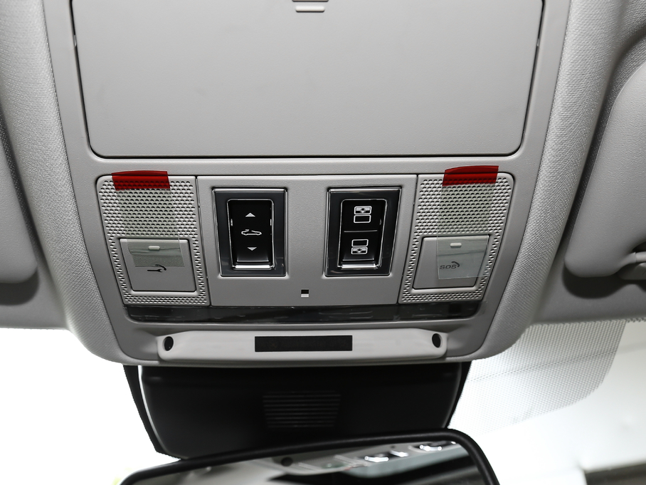 2018ݱXEL 2.0T 200PS A