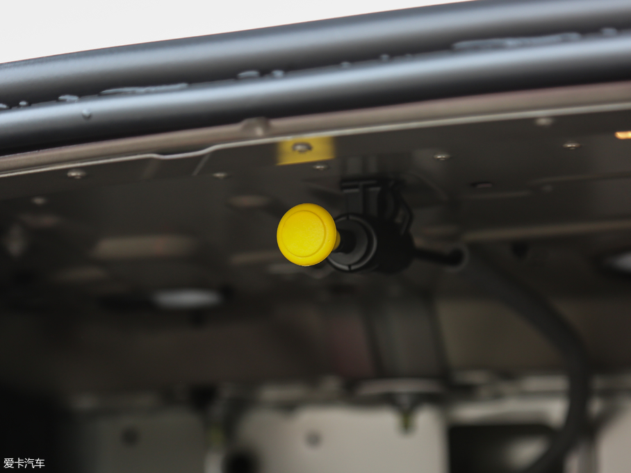 2018ݱXEL 2.0T 200PS A