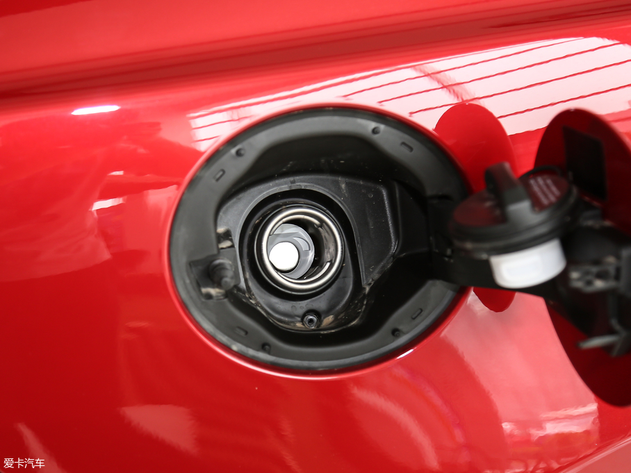 2018ݱXEL 2.0T 200PS A