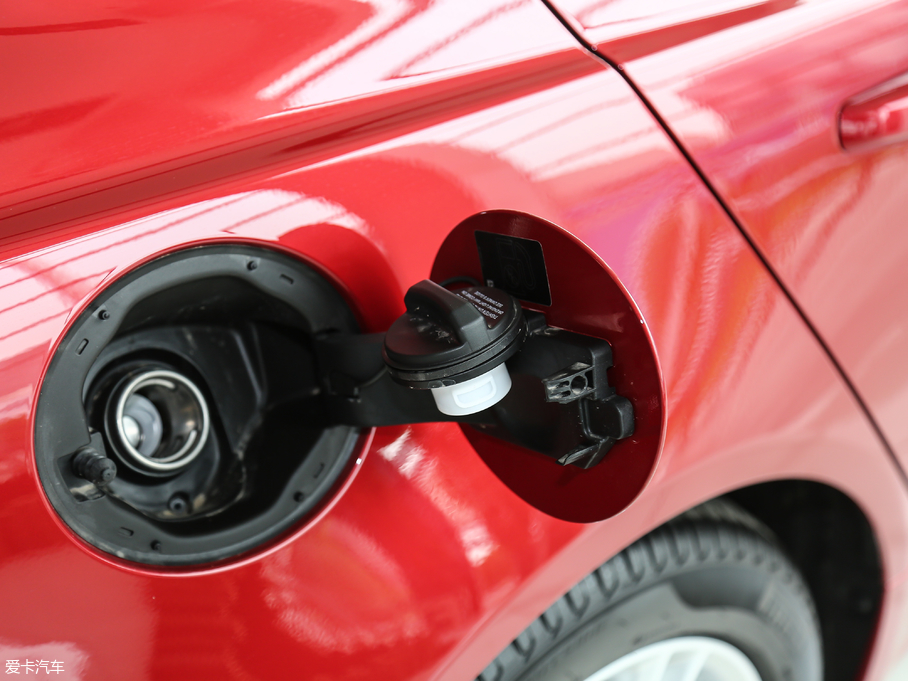 2018ݱXEL 2.0T 200PS A