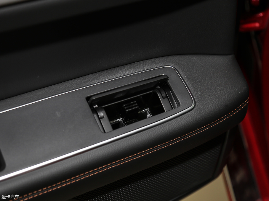 2018ݱXEL 2.0T 200PS A