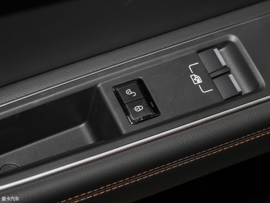 2018ݱXEL 2.0T 200PS A