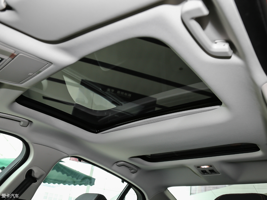 2018ݱXEL 2.0T 200PS A