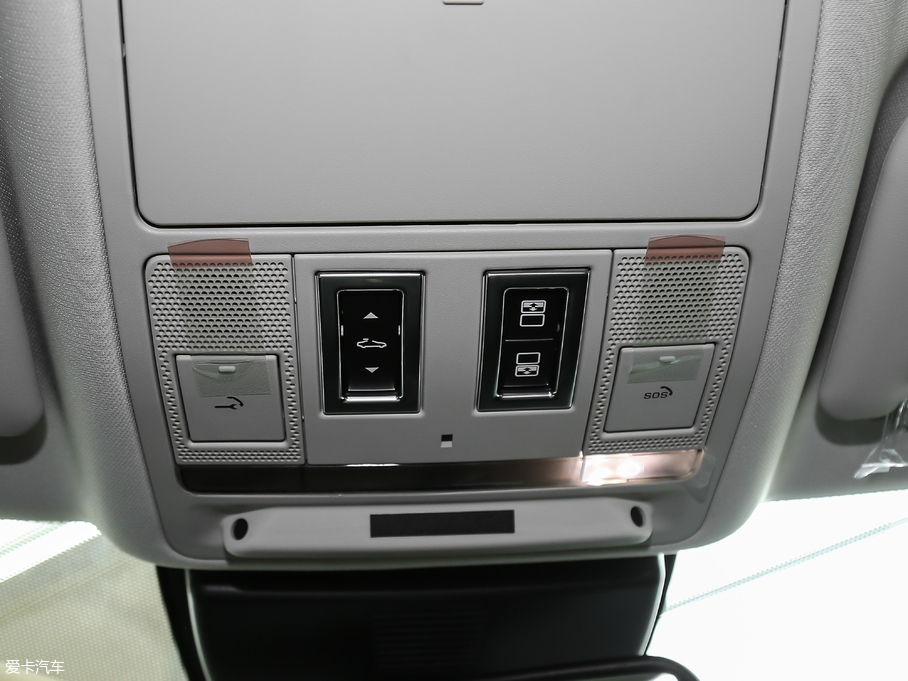 2018ݱXEL 2.0T 200PS A