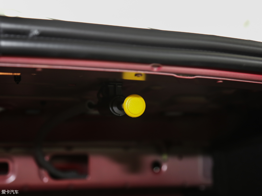 2018ݱXEL 2.0T 200PS A