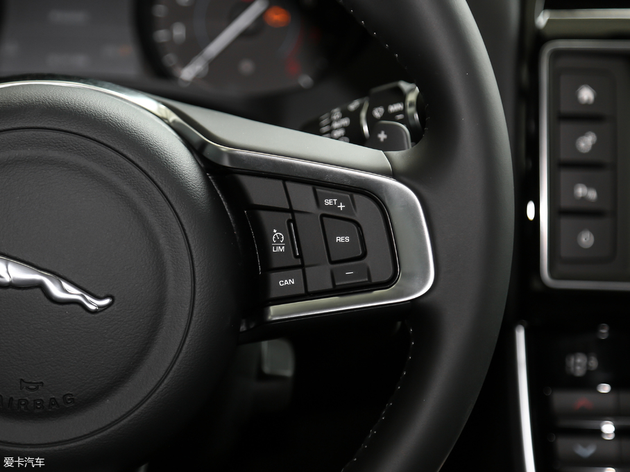 2018ݱXEL 2.0T 200PS A