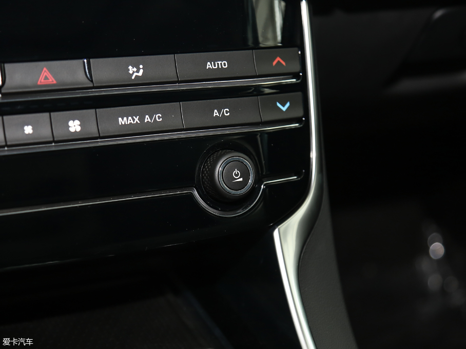 2018ݱXEL 2.0T 200PS A