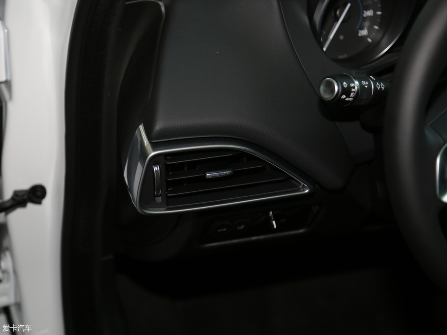 2018ݱXEL 2.0T 200PS A