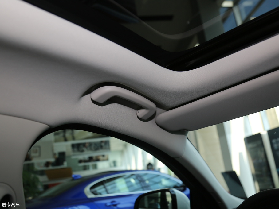 2018ݱXEL 2.0T 200PS A