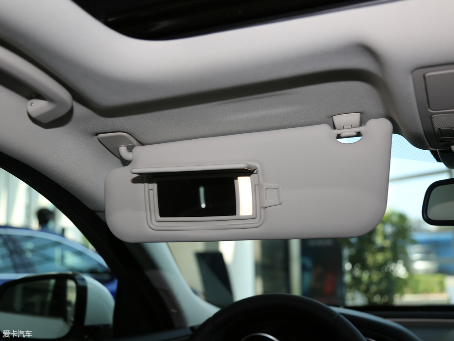 2018ݱXEL 2.0T 200PS A