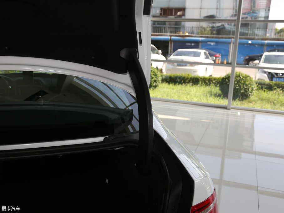 2018ݱXEL 2.0T 200PS A