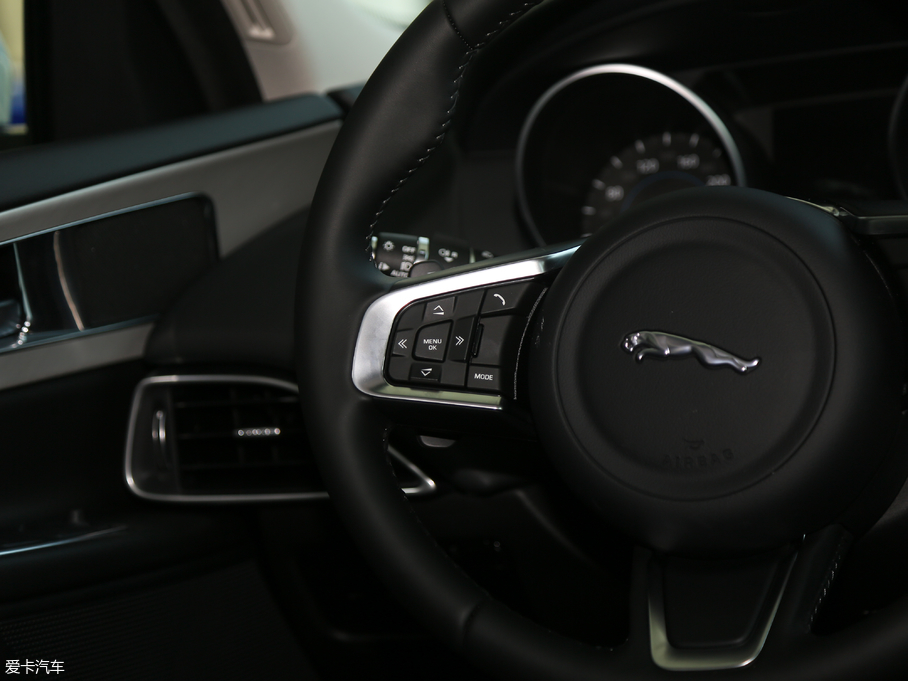 2018ݱXEL 2.0T 200PS A