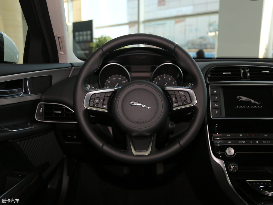 2018ݱXEL 2.0T 200PS A