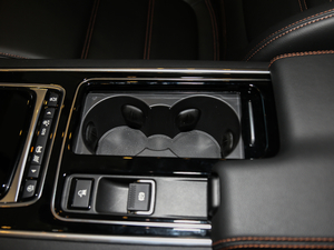 20182.0T 200PS װl g