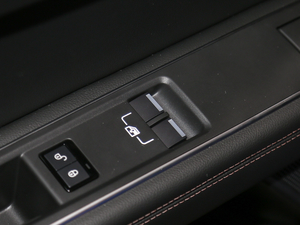 20182.0T 200PS װl g