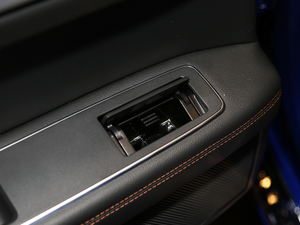 20182.0T 200PS װl g