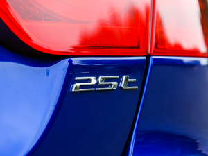 20182.0T 250PS A (ji)^