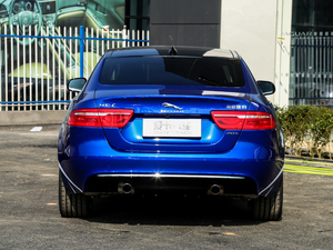 2018款2.0T 200PS LOVE挚爱版 正后	