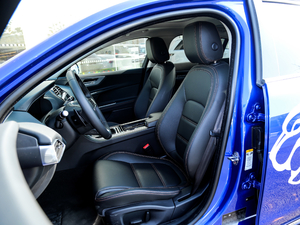 20182.0T 200PS LOVE۰ {