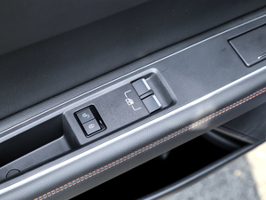 20182.0T 200PS LOVE۰ g