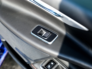 20182.0T 200PS LOVE۰ g