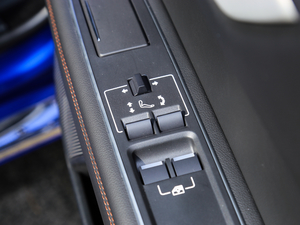 20182.0T 200PS LOVE۰ g