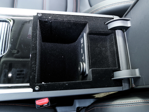 20182.0T 200PS LOVE۰ g