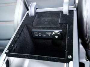 20182.0T 200PS LOVE۰ g